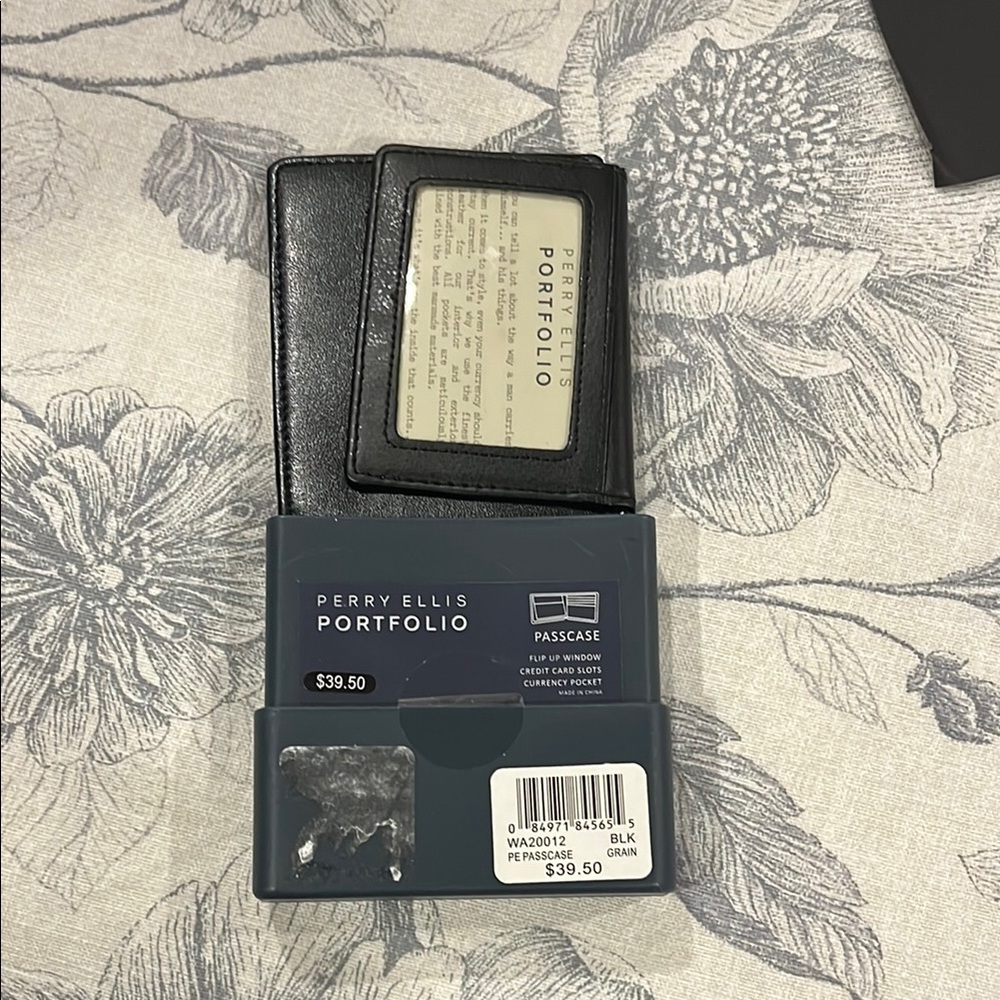 Perry Ellis Black Leather Wallet
